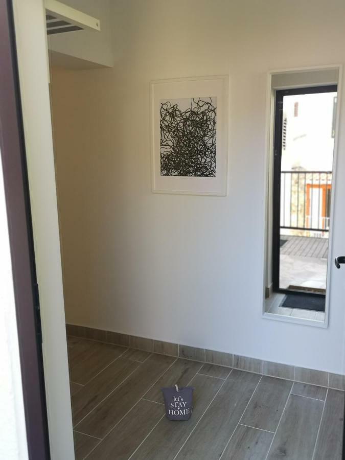 Apartman Studio Kod Ujevica Baška Voda Εξωτερικό φωτογραφία