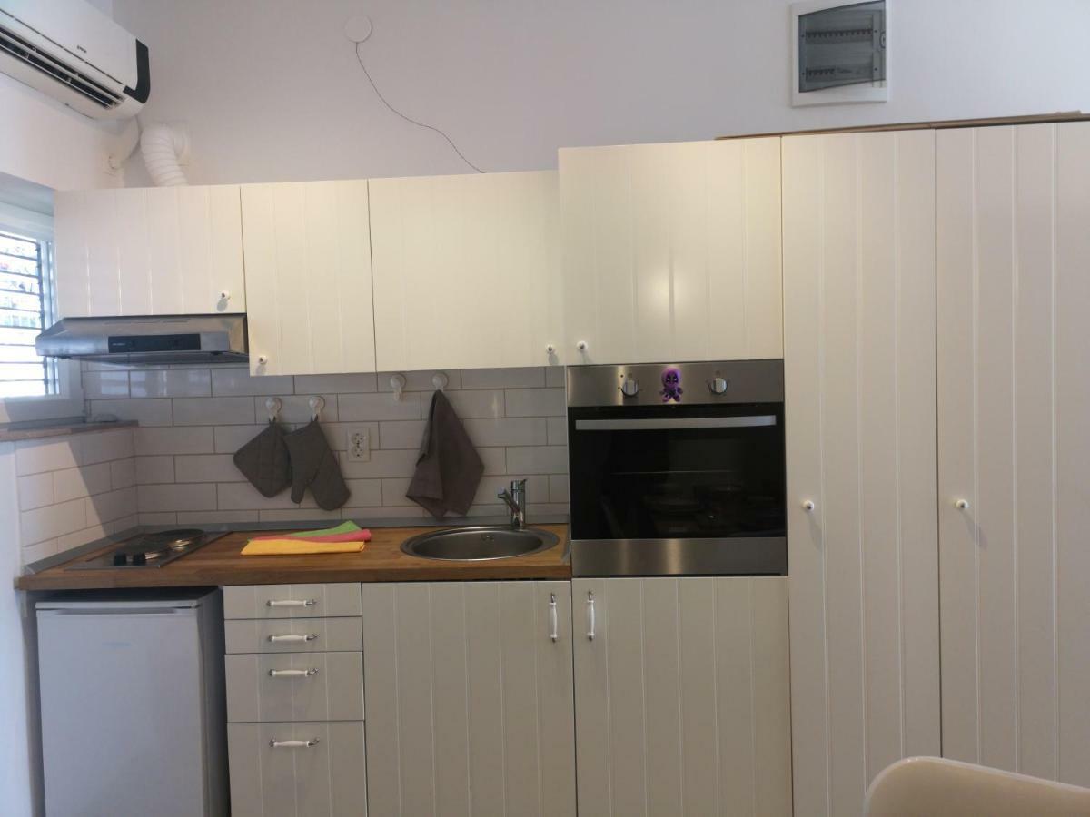 Apartman Studio Kod Ujevica Baška Voda Εξωτερικό φωτογραφία